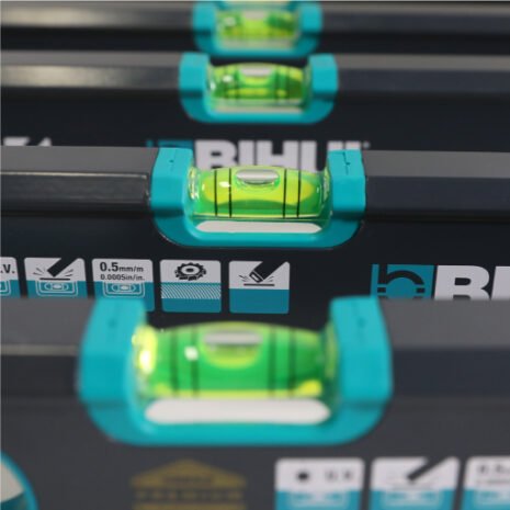 Niveaux à bulle en aluminium – 60 à 120 cm Niveaux à bulle en aluminium – 60 à 120 cm